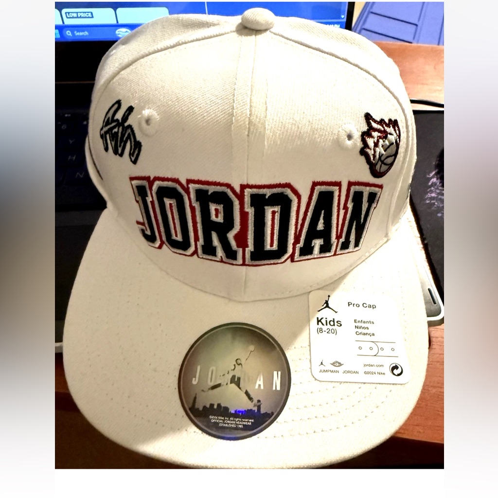 Jordan Big Kids Patch Pack Cap White Size 8-20 Nwt